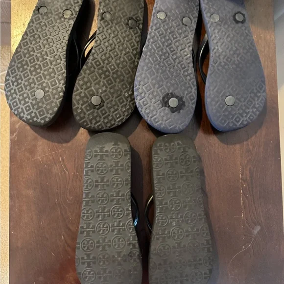 Tory Burch Flip Flops Set lot size 6 - Black navy blue Green platform & flat - Picture 7 of 11